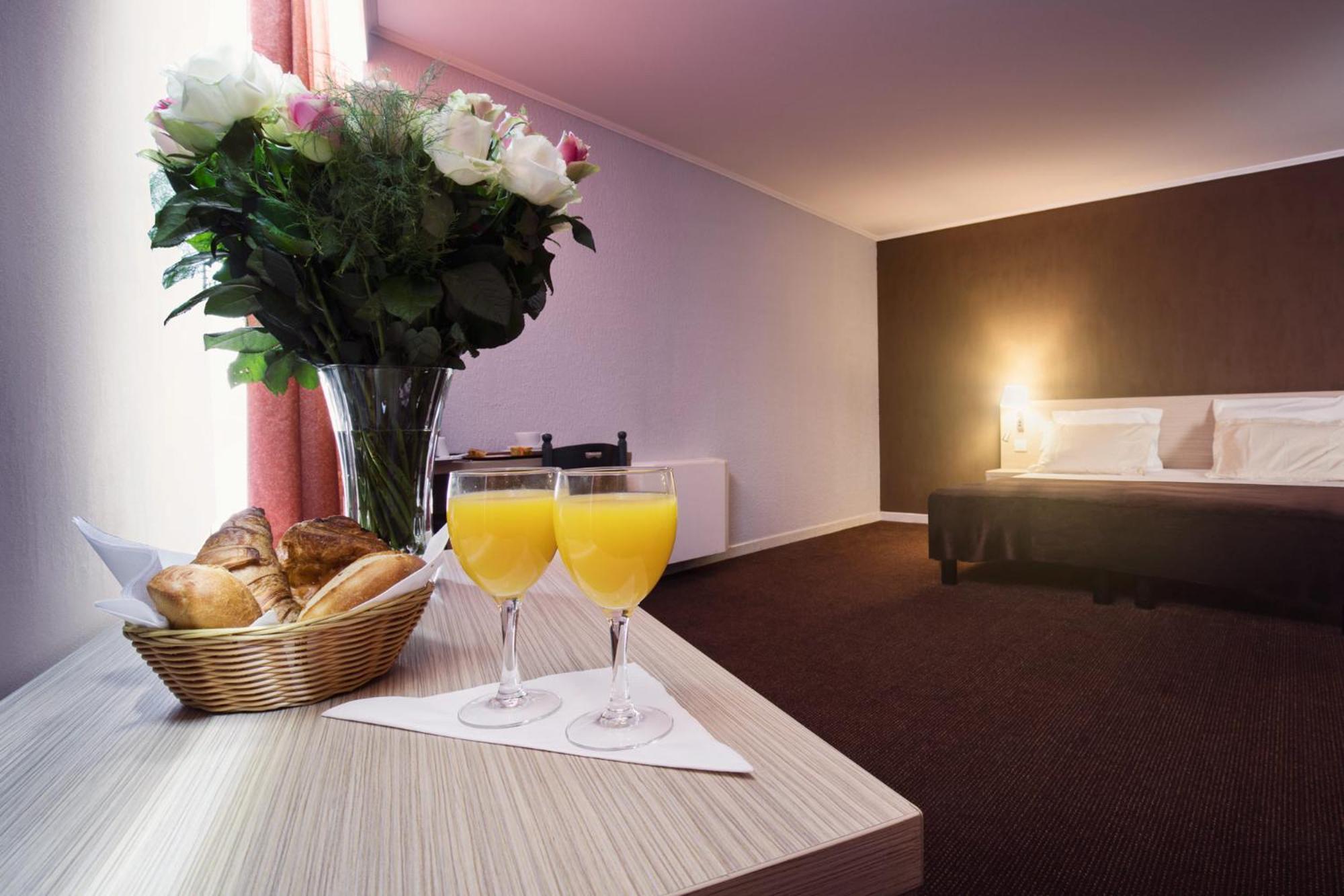 Hotel De L'Etoile أنتيب المظهر الخارجي الصورة